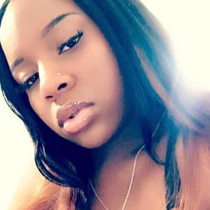 Meet your Posher, Brittney